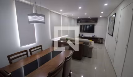 Casa à Venda - Água Fria, 3 Quartos,  180 m2