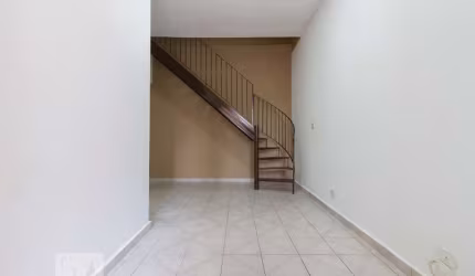 Casa à Venda - Vila Carrão, 2 Quartos,  300 m2