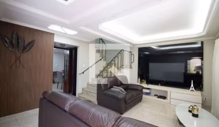 Casa à Venda - Vila Jacuí, 3 Quartos,  160 m2