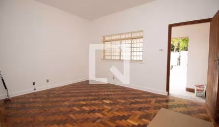 Casa à Venda - Moema, 3 Quartos,  220 m2