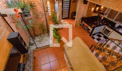 Casa à Venda - Jabaquara, 2 Quartos,  300 m2