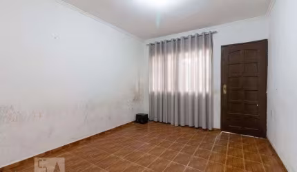 Casa à Venda - Vila Jacuí, 2 Quartos,  250 m2
