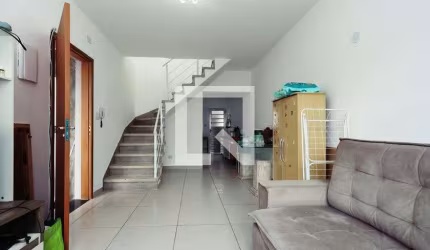 Casa à Venda - Bosque da Saúde, 2 Quartos,  130 m2