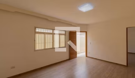Casa à Venda - Vila Ré, 2 Quartos,  181 m2