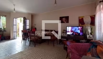 Casa à Venda - Jardim Brasília, 3 Quartos,  178 m2