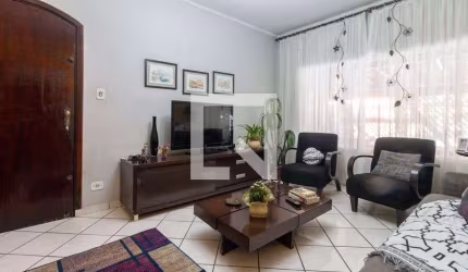 Casa à Venda - Vila Jacuí, 4 Quartos,  156 m2