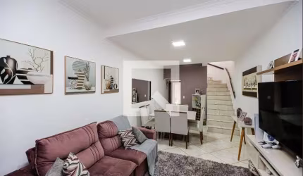 Casa à Venda - Jardim Teresa, 3 Quartos,  200 m2