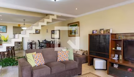 Casa à Venda - Jardim Jussara, 3 Quartos,  280 m2