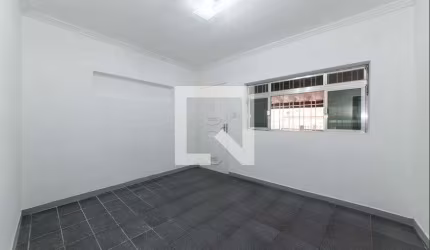 Casa à Venda - Bosque da Saúde, 2 Quartos,  134 m2
