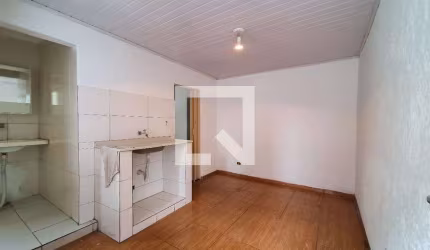 Casa à Venda - Ipiranga, 2 Quartos,  70 m2