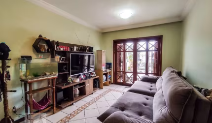 Casa à Venda - Vila Sônia, 3 Quartos,  201 m2