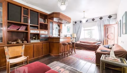 Casa à Venda - Chácara Inglesa, 4 Quartos,  250 m2