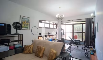 Casa à Venda - Vila Carrão, 4 Quartos,  200 m2
