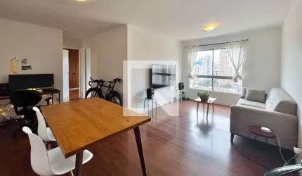 Apartamento à Venda - Vila Olímpia, 2 Quartos,  72 m2
