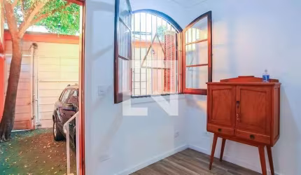 Casa à Venda - Portal do Morumbi, 3 Quartos,  153 m2