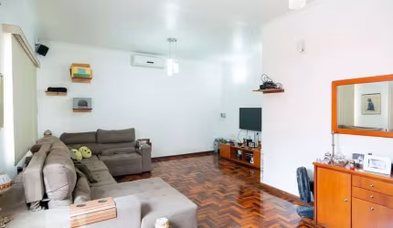 Casa à Venda - Jardim Marajoara , 3 Quartos,  212 m2