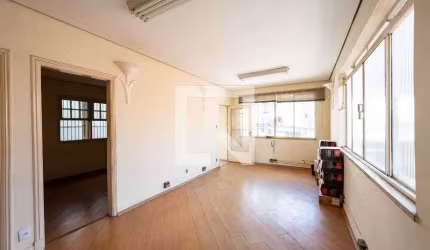 Casa à Venda - Saúde, 2 Quartos,  200 m2