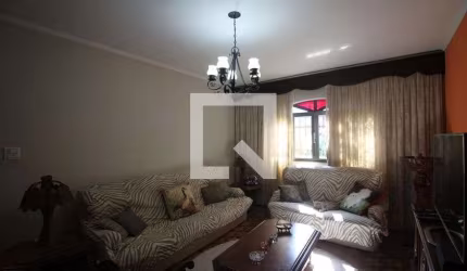 Casa à Venda - Campo Grande, 4 Quartos,  150 m2