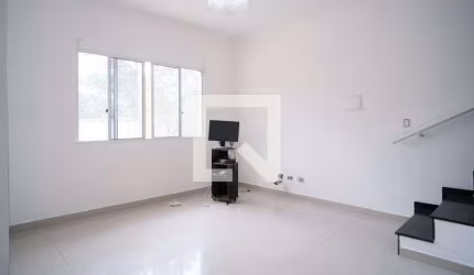 Casa à Venda - Vila Guilhermina, 2 Quartos,  350 m2