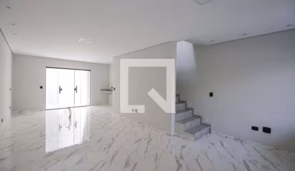 Casa à Venda - Vila Carrão, 3 Quartos,  130 m2