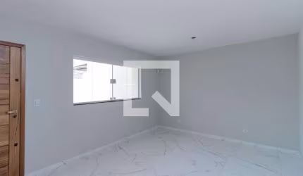 Casa à Venda - Vila Mazzei, 2 Quartos,  89 m2