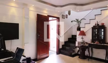 Casa à Venda - Vila Invernada, 3 Quartos,  216 m2