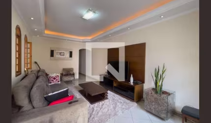 Casa à Venda - Vila Jacuí, 5 Quartos,  323 m2
