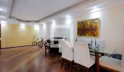 Casa à Venda - Vila Amália, 2 Quartos,  192 m2