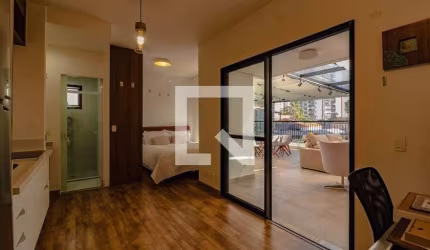 Apartamento à Venda - Saúde, 1 Quarto,  81 m2