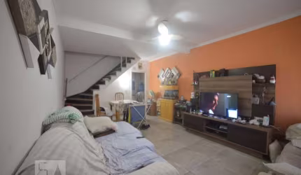 Casa à Venda - Bosque da Saúde, 2 Quartos,  120 m2