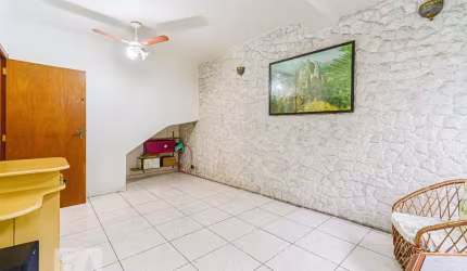 Casa à Venda - Ipiranga, 3 Quartos,  240 m2