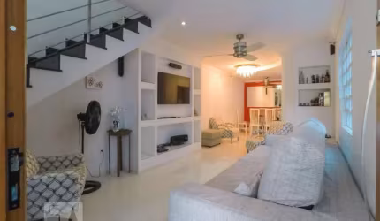 Casa à Venda - Bosque da Saúde, 3 Quartos,  179 m2