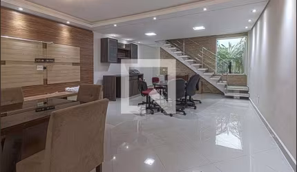 Casa à Venda - Jardim Santa Emília, 3 Quartos,  260 m2