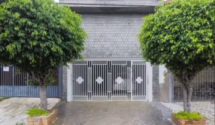 Casa à Venda - Jardim Santa Emília, 3 Quartos,  200 m2