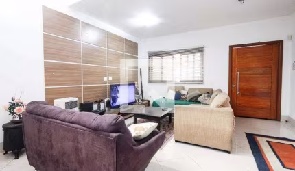 Casa à Venda - Água Fria, 3 Quartos,  280 m2