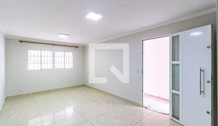 Casa à Venda - Jardim Jussara, 3 Quartos,  130 m2