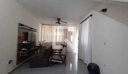 Casa à Venda - Artur Alvim, 3 Quartos,  222 m2