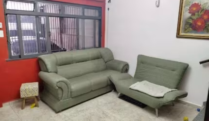 Sobrado à venda no Parque São Jorge com 123m² 3 dormitórios 1 suíte 3 banheiros 1 vaga