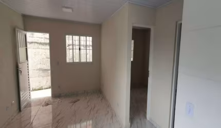 Casa à venda no Jardim Tietê com 210m² 5 dormitórios 3 banheiros 4 vagas