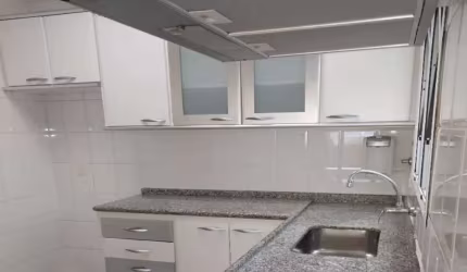 Casa à venda na Vila Bertioga com 102m² 3 dormitórios 1 suíte 3 banheiros 2 vagas