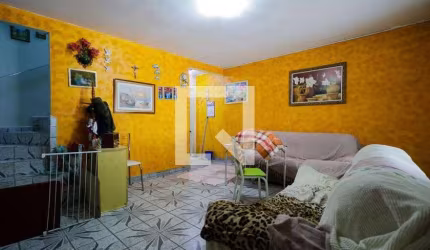 Casa à Venda - Santana, 3 Quartos,  168 m2