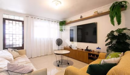 Casa à Venda - Penha de França, 2 Quartos,  120 m2