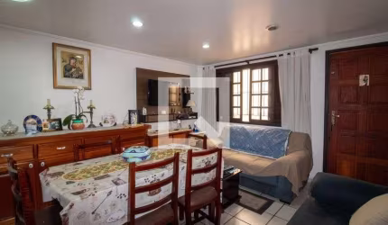 Casa à Venda - Jardim Éster Yolanda, 3 Quartos,  150 m2
