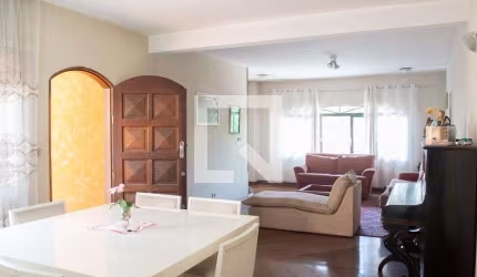 Casa à Venda - Santana, 3 Quartos,  250 m2