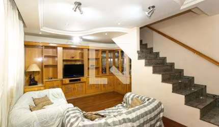 Casa à Venda - Vila Carrão, 3 Quartos,  125 m2