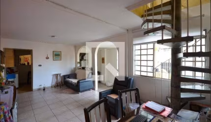Casa à Venda - Bosque da Saúde, 6 Quartos,  193 m2