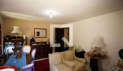 Casa à Venda - Vila Sônia, 2 Quartos,  250 m2