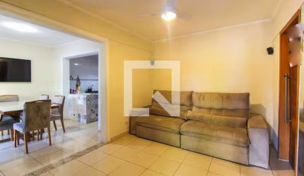 Casa à Venda - Itaquera, 2 Quartos,  300 m2