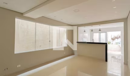 Casa à Venda - Vila Carrão, 2 Quartos,  120 m2