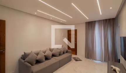 Casa à Venda - Vila Guilhermina, 2 Quartos,  115 m2